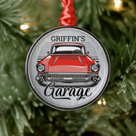 Personalisiert NAME Retro Red Classic Autogarage Ornament Aus Metall (Baum)