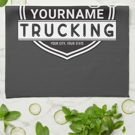 Personalisiert NAME Trucking Big Rig Semi Trucker Geschirrtuch (Gefaltet)