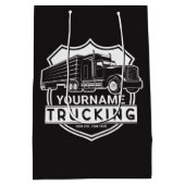 Personalisiert NAME Trucking Big Rig Semi Trucker Mittlere Geschenktüte (Rückseite)