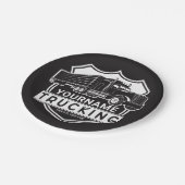Personalisiert NAME Trucking Big Rig Semi Trucker Pappteller (Schrägansicht)