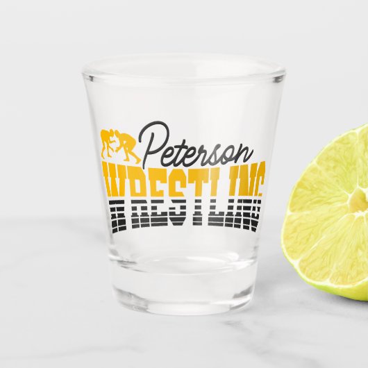 Personalisiert NAME Wrestling School Team Wrestler Schnapsglas (Vorderseite)