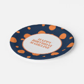 Personalisiert Navy Blue Orange Polka Dot Birthday Pappteller (Schrägansicht)