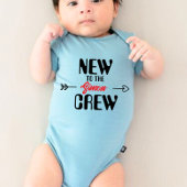 Personalisiert Neu an der Crew Baby Strampler