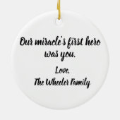 Personalisiert NICU Nurse Christmas Coquette Bow Keramik Ornament (Hinten)