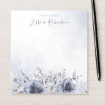 Personalisiert Notizblock<br><div class="desc">Elegantes,  modernes Notizblock mit dustig blauen,  blauen Blume in Aquarellfarben wie Rose,  Anemonen und Blattwerk mit handgeschriebener Kalligraphie.</div>