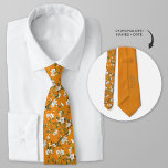 Personalisiert Orange Blossom Floral Wasserfarbe Krawatte<br><div class="desc">Für einen Bräutigam, der eine Touch personalisierter Eleganz sucht, ist unser Orange Blossom Blumenmuster die ideale Wahl. Entspannen Sie bei der Gestaltung Ihrer Hochzeitsfeier mit der Möglichkeit, dieses exquisite Design mit den Namen der Paare und dem Hochzeitsdatum zu gestalten. Die miteinander verflochtenen Äste und Blüten symbolisieren die Einheit und das...</div>
