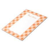 Personalisiert Orange Gingham Notepad Notizblock (angewinkelt)