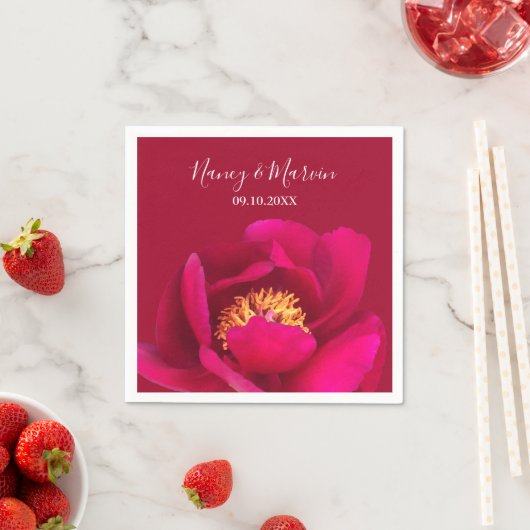 Personalisiert Peony Rose Ruby Red Anniversary Par Serviette (Beispiel)