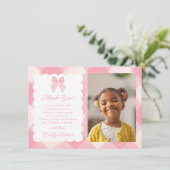 Personalisiert Pink Bow Coquette Ästhetisches Foto Dankeskarte (Stehend Vorderseite)