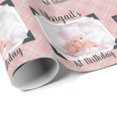 Personalisiert Pink Kariert Baby Birthday Foto Geschenkpapier (Rolleneckpunkt)