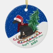 Personalisiert Preppy Black Lab Xmas Scroll Keramik Ornament (Vorne)