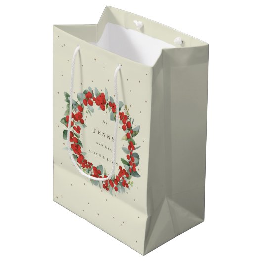 Personalisiert Red Berry+Eucalyptus Weihnachten Mittlere Geschenktüte (Vorderseite Schrägansicht)