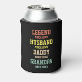 Personalisiert Retro Legend Husband Daddy Grandpa Dosenkühler (Kanne Rückseite)