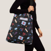 Personalisiert RN Nurse | Medizinisches Muster Tragetaschen Mit Langen Trägern (Von Nahem)