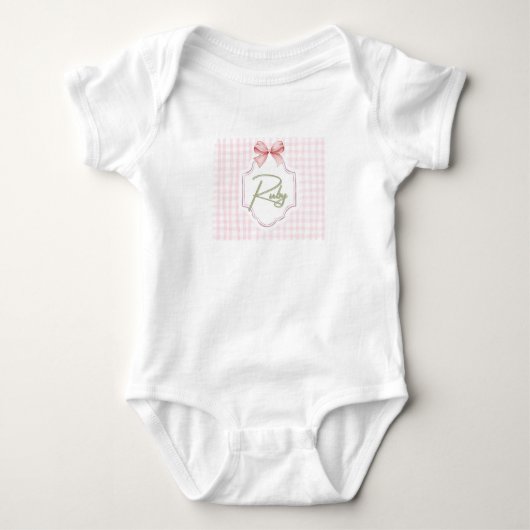 Personalisiert Ruby Baby Girl Kinderzimmer Bow&Gin Baby Strampler (Vorderseite)