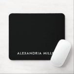 Personalisiert-Schwarz-Minimalistisch-Monogramm Mousepad<br><div class="desc">Fügen Sie dem Arbeitsbereich mit diesem personalisierten, schwarz-minimalistischen Monogramm-Mauspad eine Touch von Raffinesse hinzu. Mit einem weißen Schriftart auf einem soliden schwarzen Hintergrund ist das Monogramm praktisch und stilvoll zugleich. Der rutschfeste Gummifuß sorgt dafür, dass er während der Arbeit bleibe wird, während die glatte Oberfläche mühelos die Mausbewegung ermöglicht. Stellen...</div>