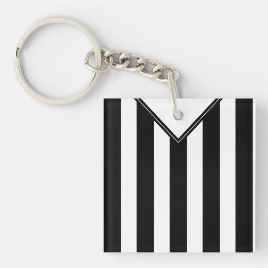 Personalisiert Schwarz-Weiß-Streifen Soccer Jersey Schlüsselanhänger (Vorderseite)