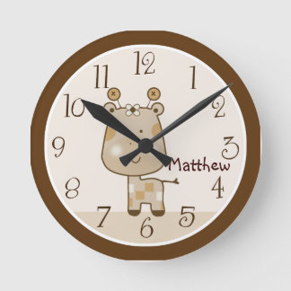 Personalisiert Sleepy Safari Giraffe Kinderzimmer Runde Wanduhr