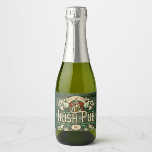 Personalisiert St Patricks Day Irish Pub Funny Schaumweinetikett (Vorderseite)