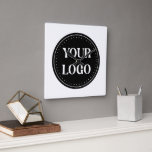 Personalisiert, stilvoll, modern und minimalistisc quadratische wanduhr<br><div class="desc">Dieses Design ist für alle nutzbar. Text,  Farben,  Logo und Bilder können je nach Bedarf hinzugefügt,  geändert oder verändert werden. Vielen Dank.</div>