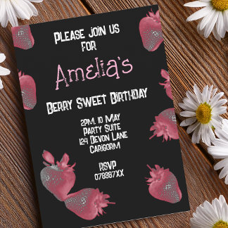 Personalisiert Strawberry Birthday Einladung