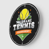 Personalisiert Tennis Player NAME Varsity Turnier Große Wanduhr (Winkel)