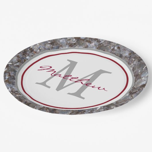 Personalisiert und Mit Monogramm Pappteller (Schrägansicht)