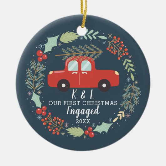 Personalisiert Unser erstes Verlobtes Weihnachtsge Keramik Ornament (Vorne)