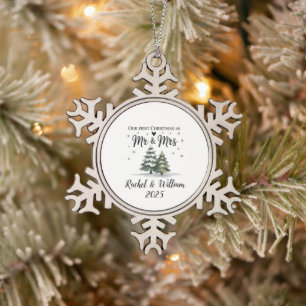 Personalisiert Unsere ersten Weihnachten als Paar Schneeflocken Zinn-Ornament