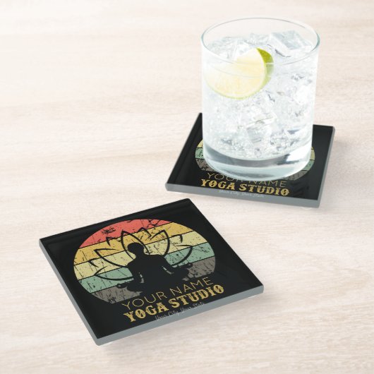 Personalisiert Yoga Studio Fitness Instructor Guru Glasuntersetzer (Schrägansicht)