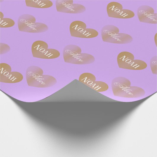 Personalisiert, zweimal goldenes Herz, Mauve Geschenkpapier (Ecke)