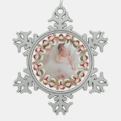 Personalisierte 1. Geburtsankündigung Schneeflocken Zinn-Ornament (Vorderseite)
