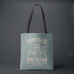 Personalisierte 70 Vintage Geburtstagsparty Tasche<br><div class="desc">Machen Sie Ihren Geburtstag mit diesem einzigartigen Design zu einem besonderen Erlebnis. Fügen Sie Ihrer Geburtstagsfeier eine Touch eleganter Eleganz hinzu mit unseren exquisiten, einzigartigen Designs. Diese Grafiken verleihen jedem Produkt Raffinesse und Originalität und schaffen so ein unvergessliches und stilvolles Geschenk. Sie sind perfekt für diejenigen, die eine Touch zeitlosen...</div>