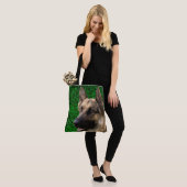 Personalisierte All-Over-Print Designs - Hunde-Fot Tasche (Am Model)