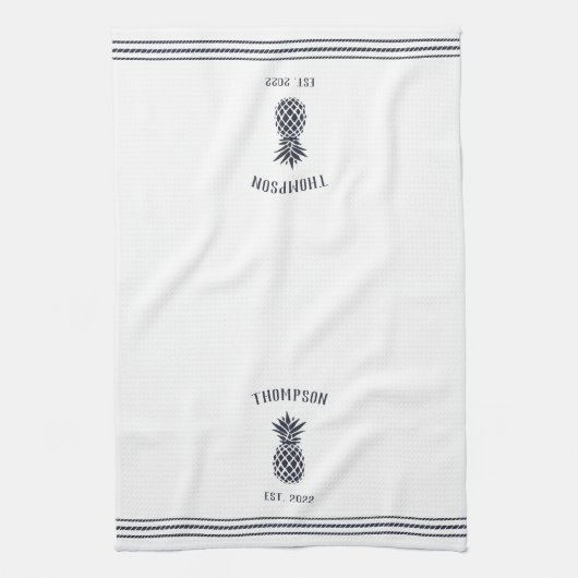 Personalisierte Ananas, Navy und White Rustic Geschirrtuch (Vertikal)