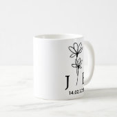 Personalisierte Anfangsbuchstaben, Datum Florales Kaffeetasse (VorderseiteRechts)