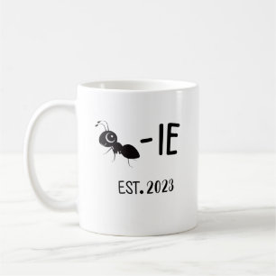 Personalisierte Antie EST 2023 , Geschenk für neue Kaffeetasse