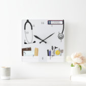 Personalisierte Ärztematte Quadratische Wanduhr (Zuhause)