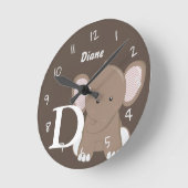 Personalisierte Baby Brown Round Clock Runde Wanduhr (Winkel)
