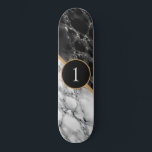 Personalisierte benutzerdefinierte Nummer oder Let Skateboard<br><div class="desc">Personalisierte Skateboards mit eigener Nummer und Schwarz-weißem Marmordesign von MIGNED - Hinzufügen Ihrer Nummer / oder Jahr - Alter / Letter / More - mit dem Anpassungstool ! Viel Glück - Seien Sie glücklich :)</div>