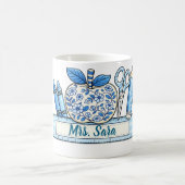 Personalisierte blaue Chinoiserie-Lehrergeschenk Kaffeetasse (Mittel)