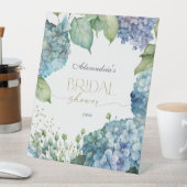 Personalisierte Blue Hydrangeas Hochzeitsparty Sockelschild (In Situ)