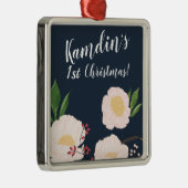 Personalisierte Blume mit weißer Blüte in Dunkelbl Ornament Aus Metall (Rechts)