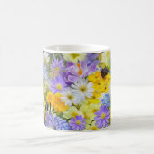 Personalisierte Blume Schmetterlingsdesign Kaffeem Kaffeetasse (Mittel)