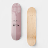 Personalisierte Blush-Rose-Metallic-Tropfen-Logo Skateboard (Vorderseite)