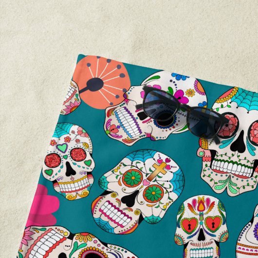 Personalisierte Boho Sugar Skulls Strandtuch (Beispiel)