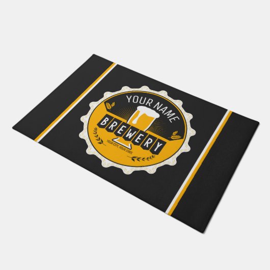 Personalisierte Brauerei Bierflasche Bar Fußmatte (Schrägansicht)