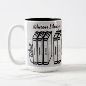 Personalisierte Buchtitel Bibliothek Pearl White Zweifarbige Tasse (Links)