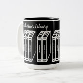 Personalisierte Buchtitel Schwarz Zweifarbige Tasse (Vorderseite Links)