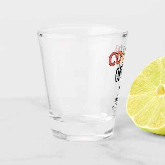 Personalisierte Cousin Crew Matching Cousin Gesche Schnapsglas (Links)